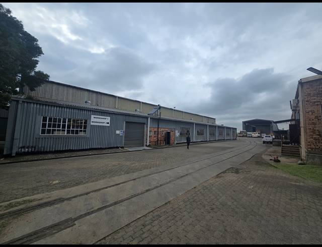 6,687M² WAREHOUSE FOR SALE IN BOKSBURG EAST